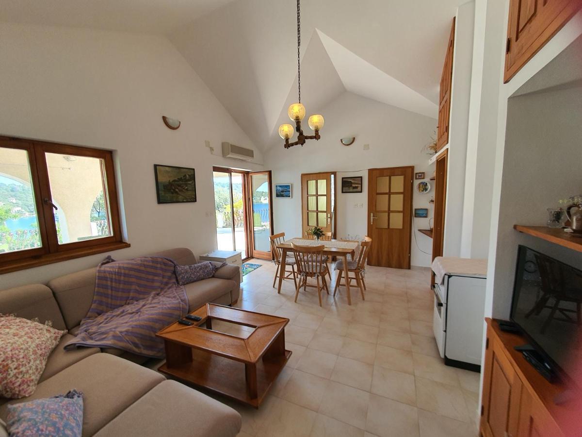Mendula Apartment Rogač Exteriör bild